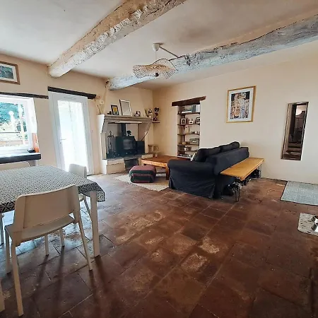 Belle Maison Cévenole, Avec Terrasse, Jardin, Et Jacuzzi * Lasalle